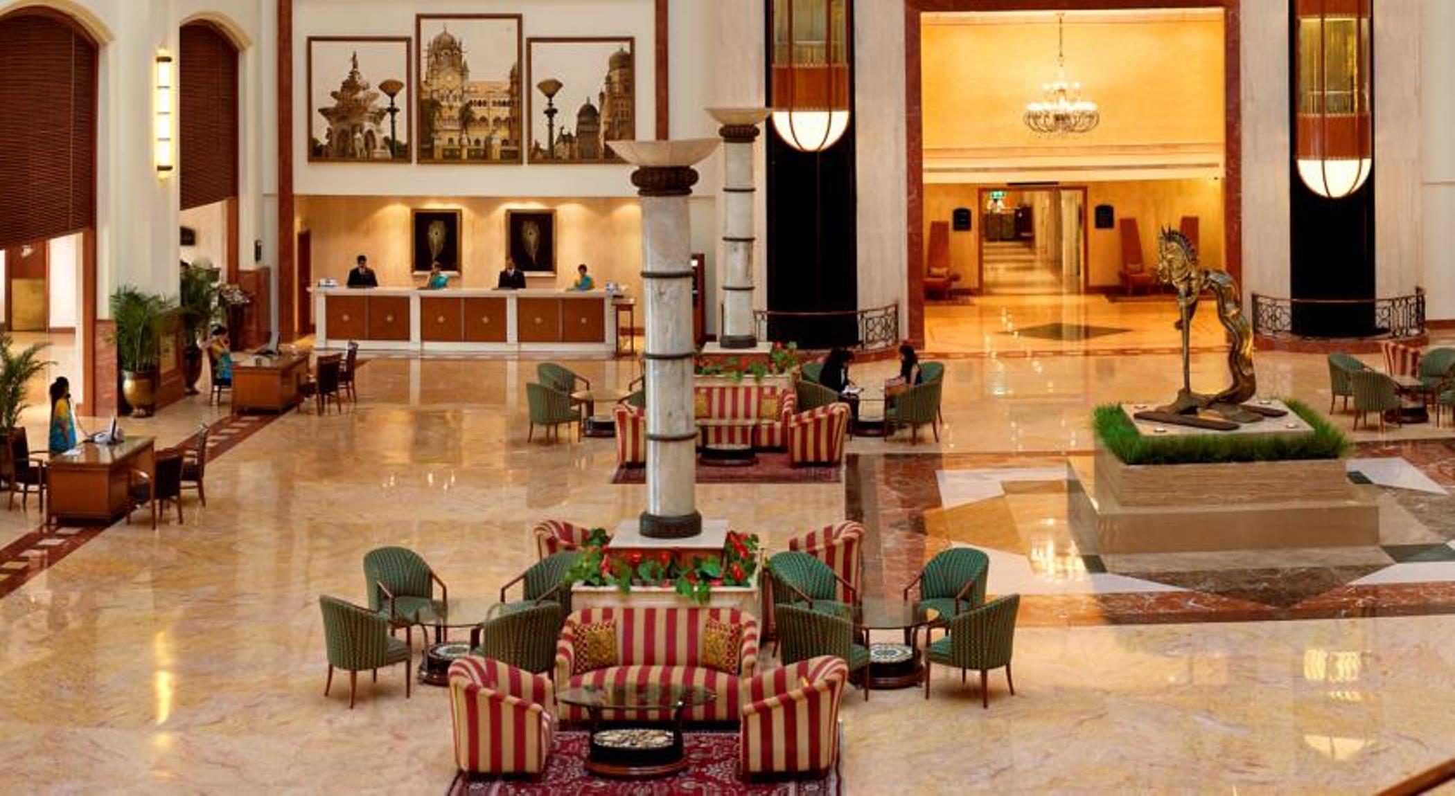 The Lalit Mumbai Hotell Eksteriør bilde The lobby of the Taj Mahal Palace